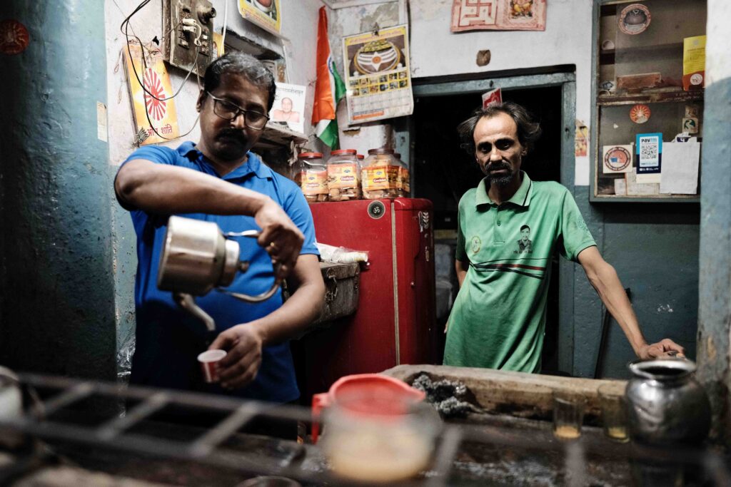 tea shop Introduction To Street Photography Article image