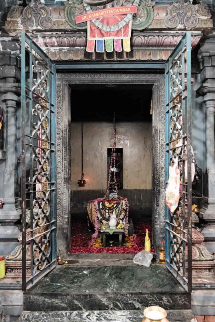 Varanasi's Burning Ghats story image